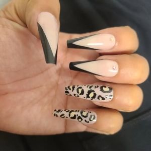 📢 4/$15 Black Leopard Coffin Press On Nails